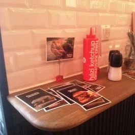 Burger & Love, Budapest - Belső