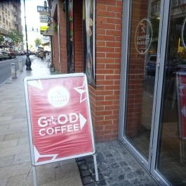 REBEL Burger & More - Király utca, Budapest - Külső kép