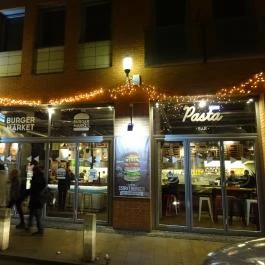 REBEL Burger & More - Király utca, Budapest - Külső kép