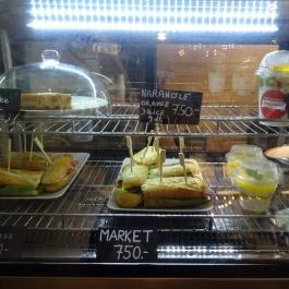 REBEL Burger & More - Király utca, Budapest - Étel/ital