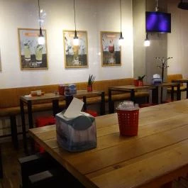 REBEL Burger & More - Király utca, Budapest - Belső