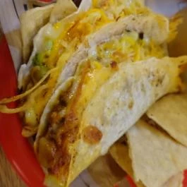 REBEL Burger & More - Király utca, Budapest - Étel/ital