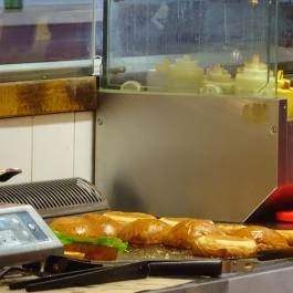 REBEL Burger & More - Király utca, Budapest - Étel/ital