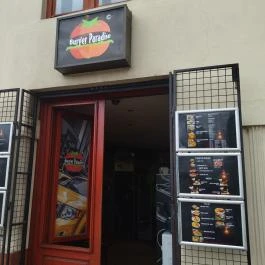 Burger Paradise, Makó - Külső kép