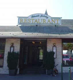 Búsuló Juhász Étterem