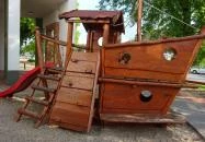 C-Univerzál Büfé Kistelek