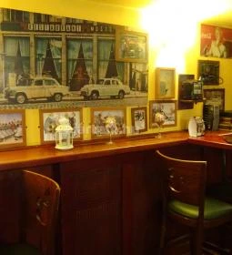 Café Tulipán Bistro