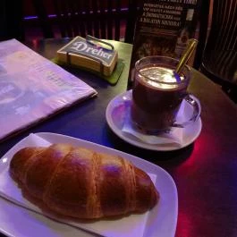 Café Tulipán Bistro Budapest - Étel/ital