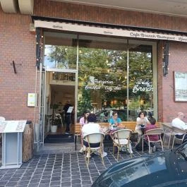 Cafe Brunch - Lánchíd Budapest - Külső kép