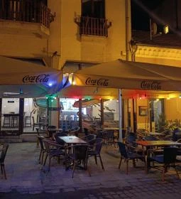 Dalí Cafe & Bar
