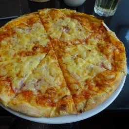 Café Dorottya Budapest - Étel/ital