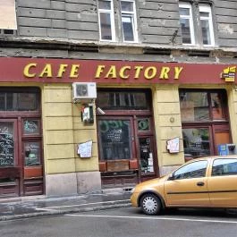 Crazy Café Budapest - Külső kép