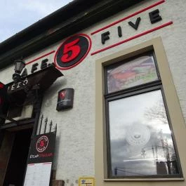 Cafe Five - Szépvölgyi Budapest - Külső kép