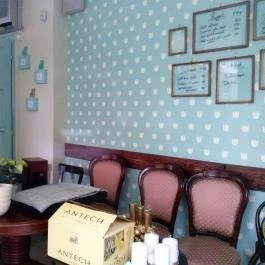 Café Flore Matin et Soir, Budapest - Belső