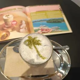 Cafe Frei Andrássy Budapest - Étel/ital