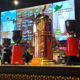 Cafe Frei - Blaha Budapest - Étel/ital