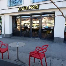 Café Frei Budaörs, Budaörs - Külső kép