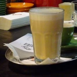 Cafe Frei - Allee Budapest - Étel/ital