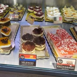 Cafe Frei - Duna Plaza, Budapest - Étel/ital