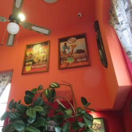 Cafe Frei, Eger - Belső