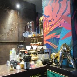 Cafe Frei - Kolosy tér Budapest - Belső