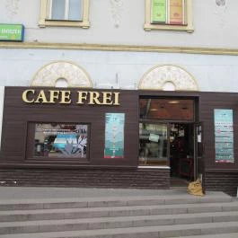 Cafe Frei - Kolosy tér Budapest - Külső kép