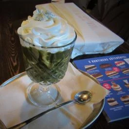 Cafe Frei - Kolosy tér Budapest - Étel/ital