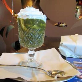 Cafe Frei - Kolosy tér Budapest - Étel/ital