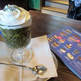 Cafe Frei - Kolosy tér Budapest - Étel/ital