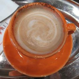 Cafe Frei - Könyves Kálmán körút Budapest - Étel/ital