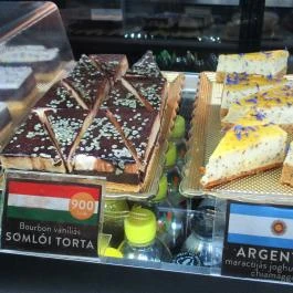 Cafe Frei - Lurdy Ház Budapest - Étel/ital