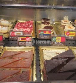 Cafe Frei - Office Garden