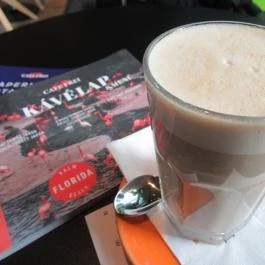 Cafe Frei - Office Garden Budapest - Étel/ital