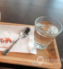 Cafe Frei - Vision Towers