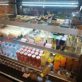 Cafe Frei Waterfront, Budapest - Étel/ital