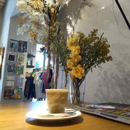 Café Insula Budapest - Étel/ital