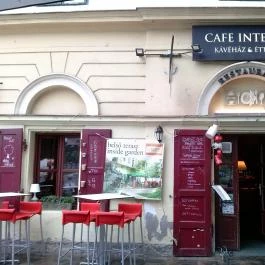 Café Intenzo Kávéház & Étterem, Budapest - Külső kép