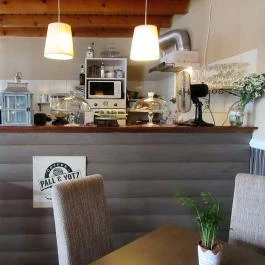 Café Madeleine, Etyek - Egyéb