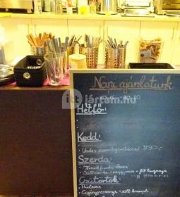 Cafe & Bar Mester Street