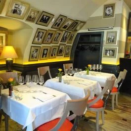 Café Pierrot, Budapest - Belső