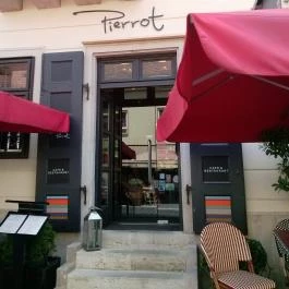 Café Pierrot Budapest - Külső kép