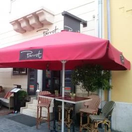 Café Pierrot, Budapest - Külső kép