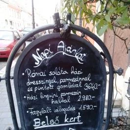 Café Pierrot, Budapest - Étlap/itallap