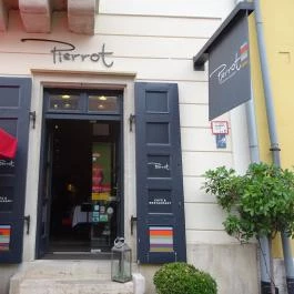 Café Pierrot, Budapest - Külső kép