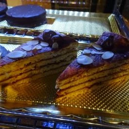 Cafe Pilot Budapest - Étel/ital