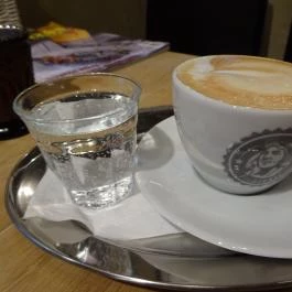 Cafe Pilot Budapest - Étel/ital