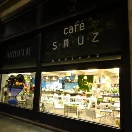 Smúz Café & Bar, Budapest - Külső kép