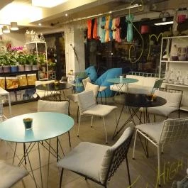 Smúz Café & Bar, Budapest - Belső