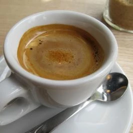 Café Tripoli Budapest - Étel/ital