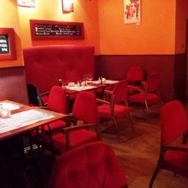 Café Vian - Liszt Ferenc tér, Budapest - Belső